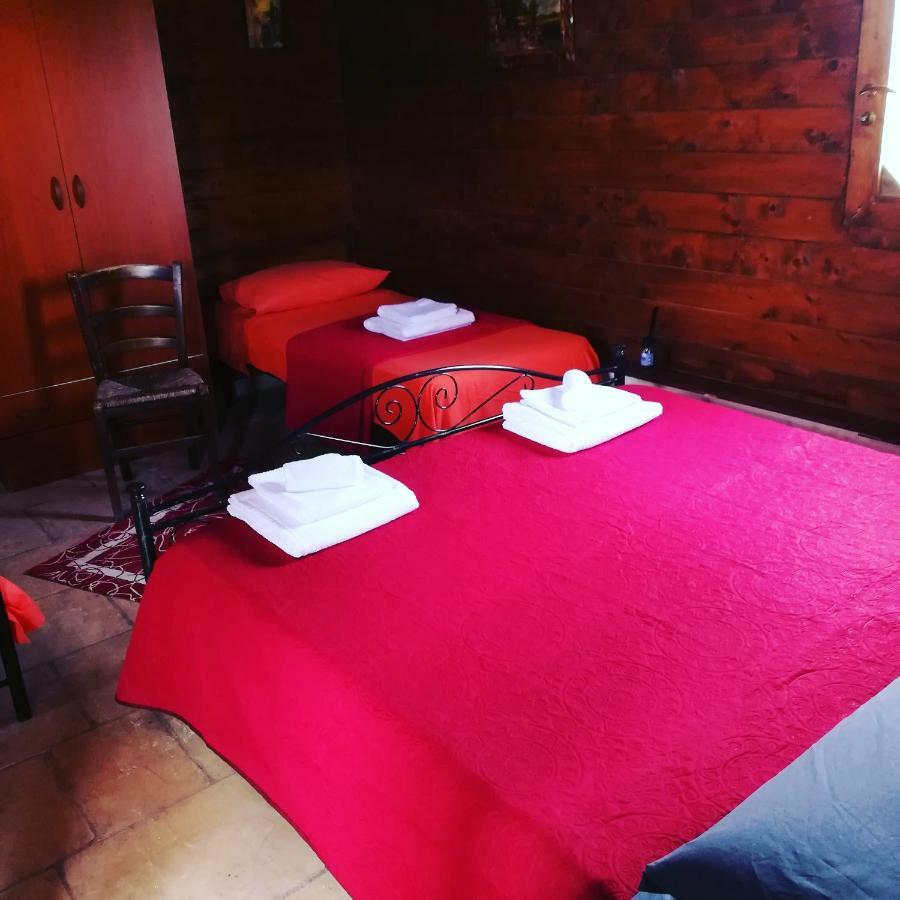 Oasi San Pio Apartment Порто Чезарео Екстериор снимка